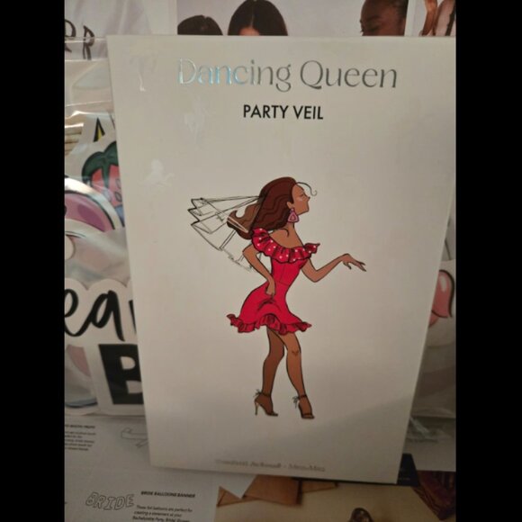 It's party time Miss to Mrs Bridal box. - Picture 3 of 12